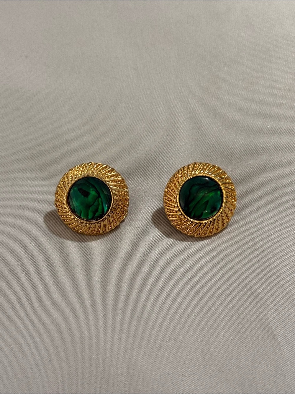 1980s style Round Green Faux Malachite & Gold Clip-On Earrings